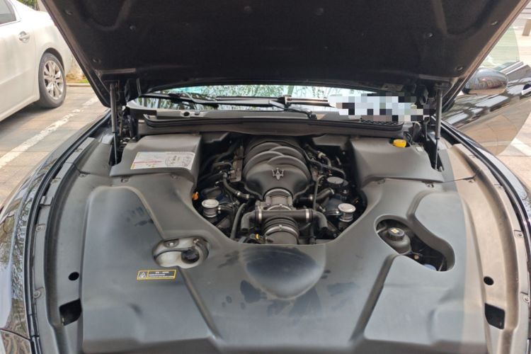 Used Maserati GranTurismo 2007 4.2L Standard Edition Engine Bay
