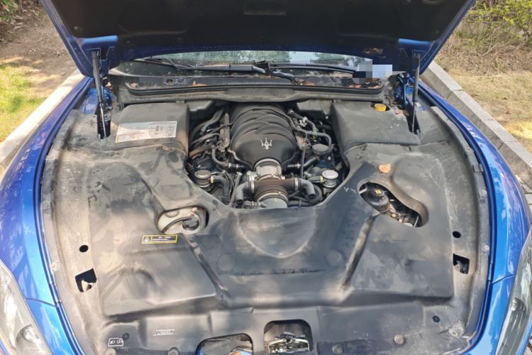 Used Maserati GranTurismo 2007 4.2L Standard Edition Engine Bay