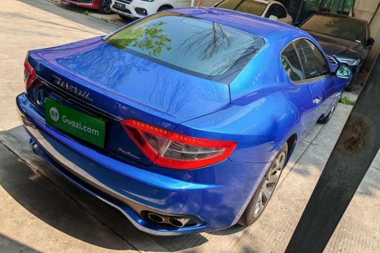Used Maserati GranTurismo 2007 4.2L Standard Edition Exterior 4