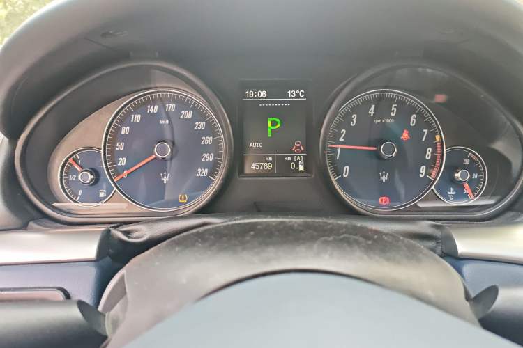 Used Maserati GranTurismo 2007 4.2L Standard Edition Instrument Cluster