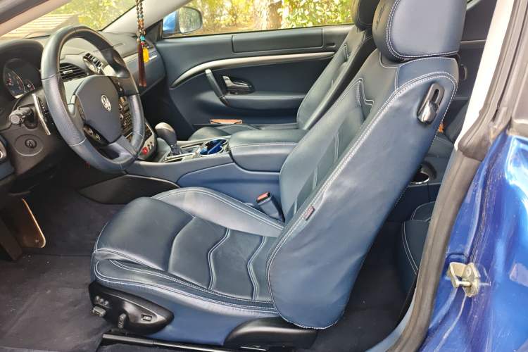 Used Maserati GranTurismo 2007 4.2L Standard Edition Left Front Seat