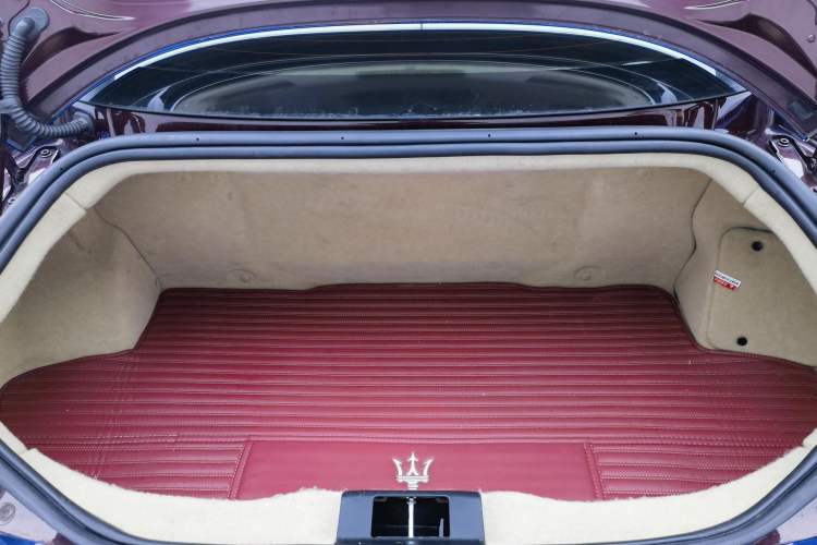 Used Maserati GranTurismo 2007 4.2L Standard Edition Trunk