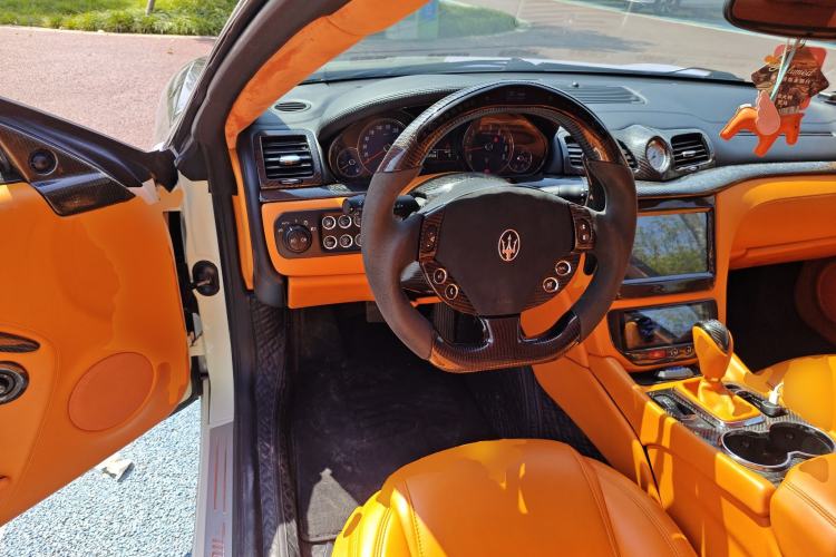 Used Maserati GranTurismo 2007 4.2L Standard Edition Steering Wheel