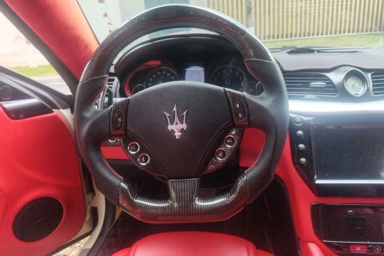Used Maserati GranTurismo 2007 4.2L Standard Edition Steering Wheel