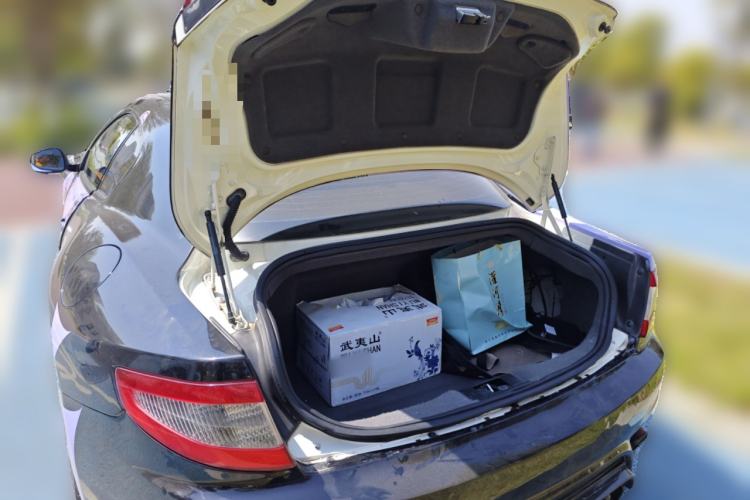 Used Maserati GranTurismo 2007 4.2L Standard Edition Trunk