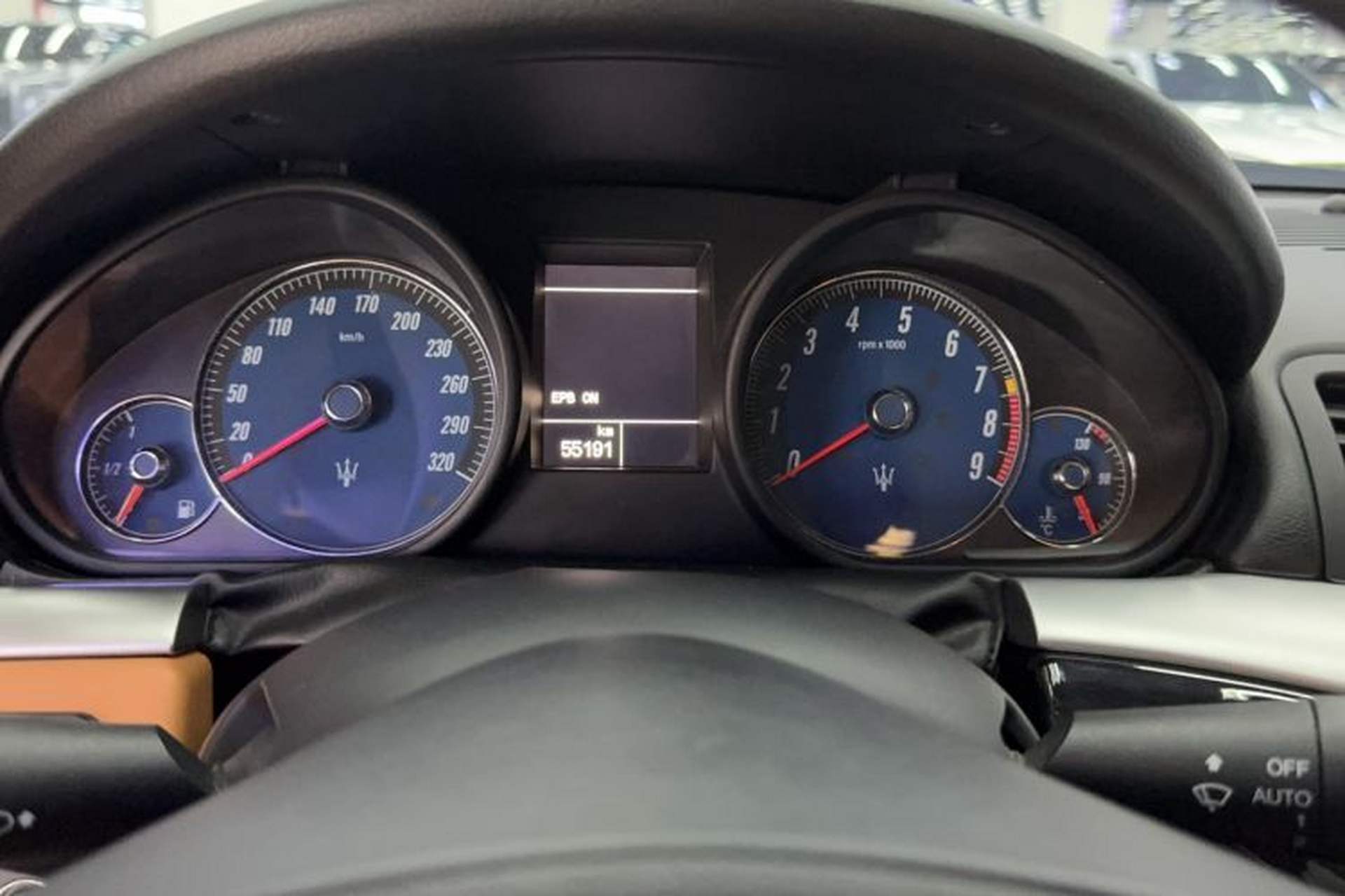 Used Maserati GranTurismo 2007 4.2L Standard Edition Odometer Close Up