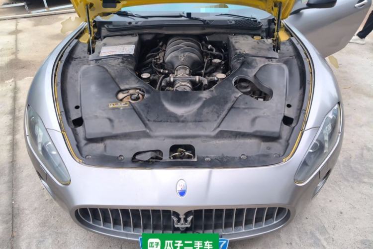 Used Maserati GranTurismo 2007 4.2L Standard Edition Engine Bay