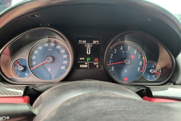 Used Maserati GranTurismo 2007 4.2L Standard Edition Instrument Cluster