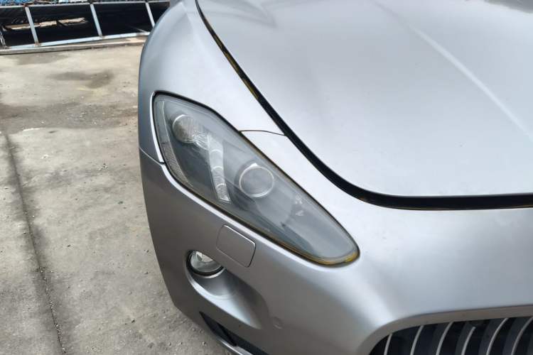 Used Maserati GranTurismo 2007 4.2L Standard Edition Right Front Headlight