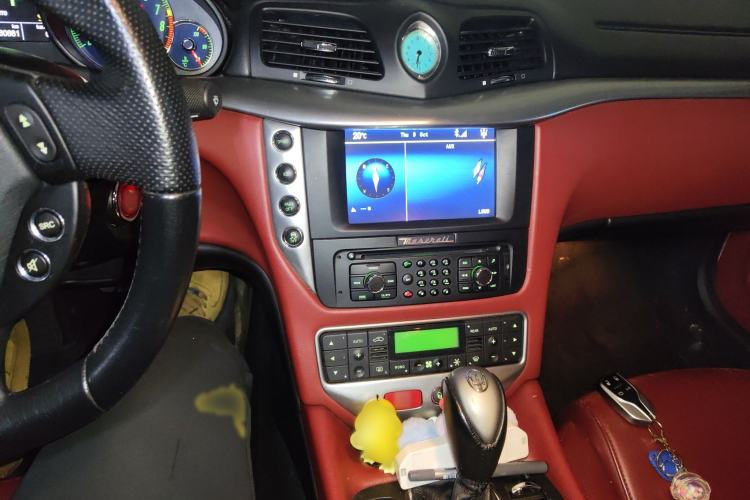 Used Maserati GranTurismo 2007 4.2L Standard Edition Audio And AC Panel