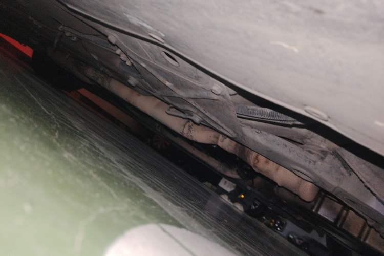 Used Maserati GranTurismo 2007 4.2L Standard Edition Chassis Front Right