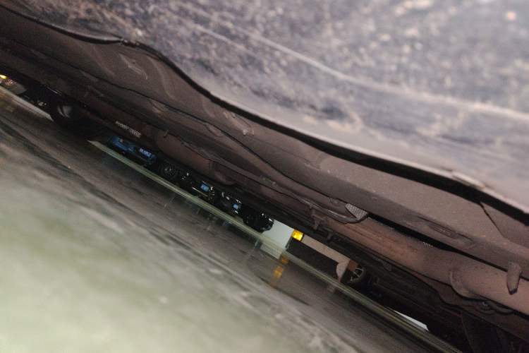 Used Maserati GranTurismo 2007 4.2L Standard Edition Chassis Rear Left