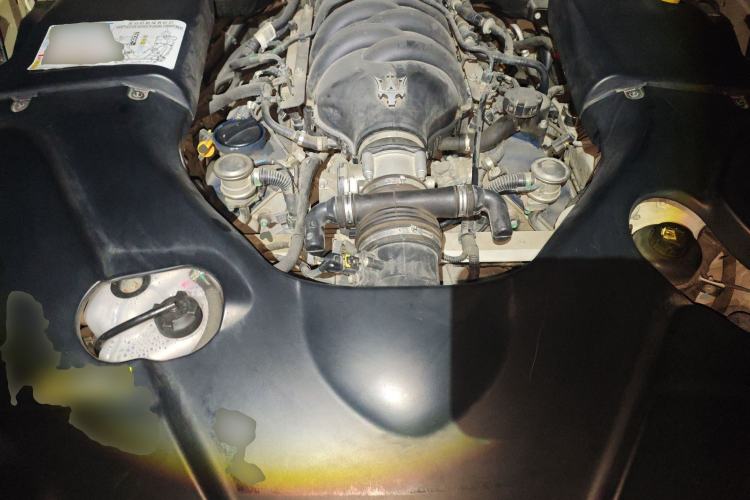 Used Maserati GranTurismo 2007 4.2L Standard Edition Engine Bay