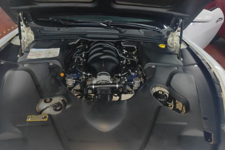 Used Maserati GranTurismo 2007 4.2L Standard Edition Engine Bay