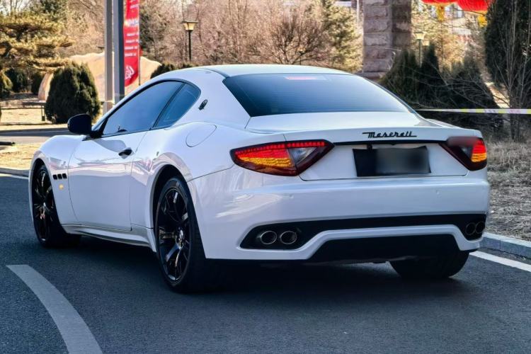 Used Maserati GranTurismo 2007 4.2L Standard Edition Exterior 3