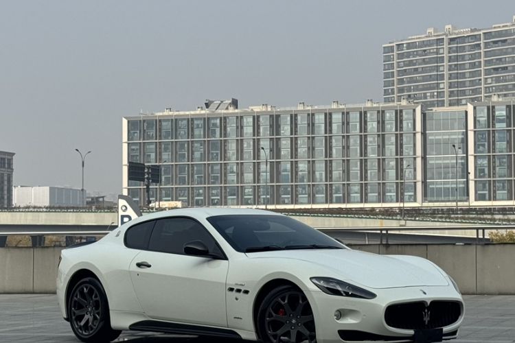 Used Maserati GranTurismo 2007 4.2L Standard Edition Exterior 5