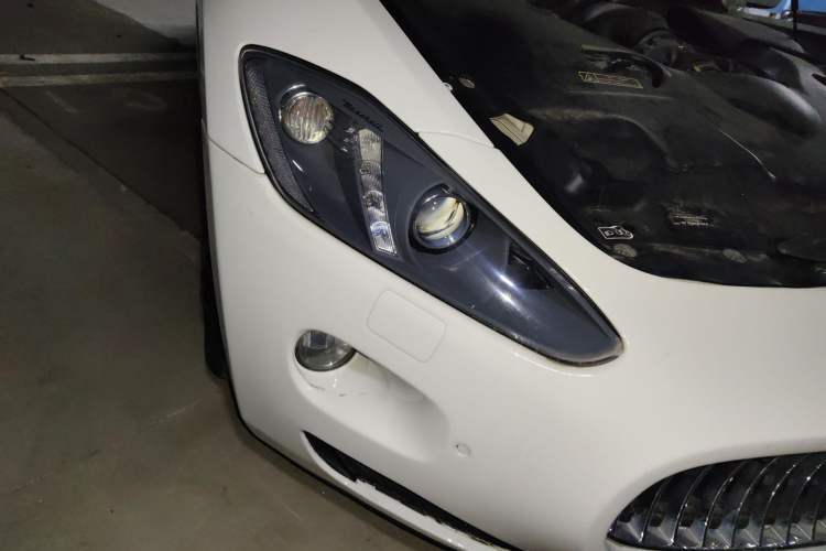 Used Maserati GranTurismo 2007 4.2L Standard Edition Exterior 6