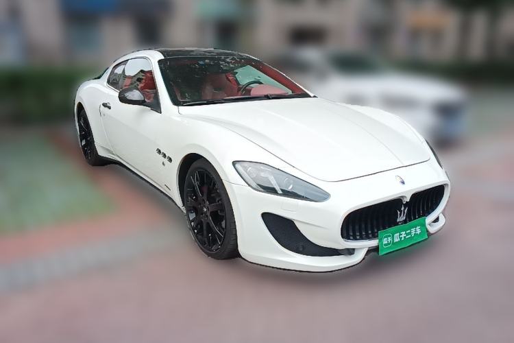 Used Maserati GranTurismo 2007 4.2L Standard Edition Front Right 45 Deg
