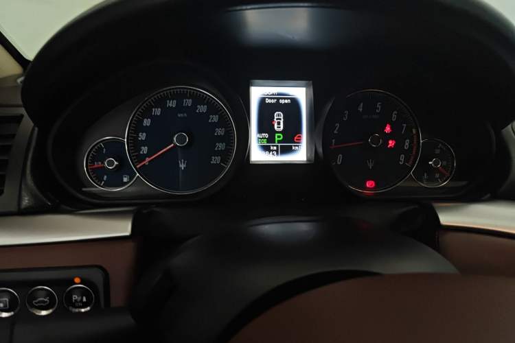Used Maserati GranTurismo 2007 4.2L Standard Edition Instrument Cluster