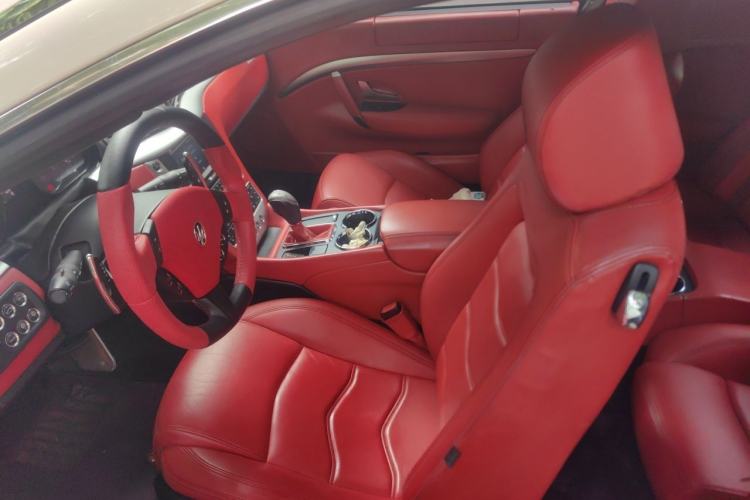 Used Maserati GranTurismo 2007 4.2L Standard Edition Left Front Seat