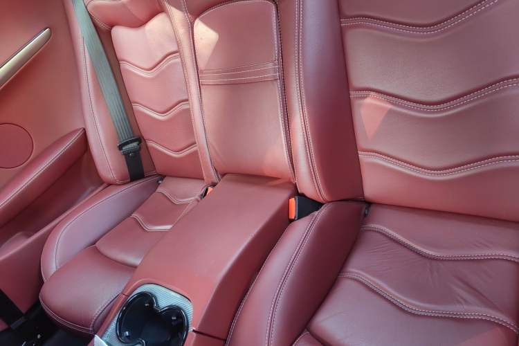 Used Maserati GranTurismo 2007 4.2L Standard Edition Left Rear Seat