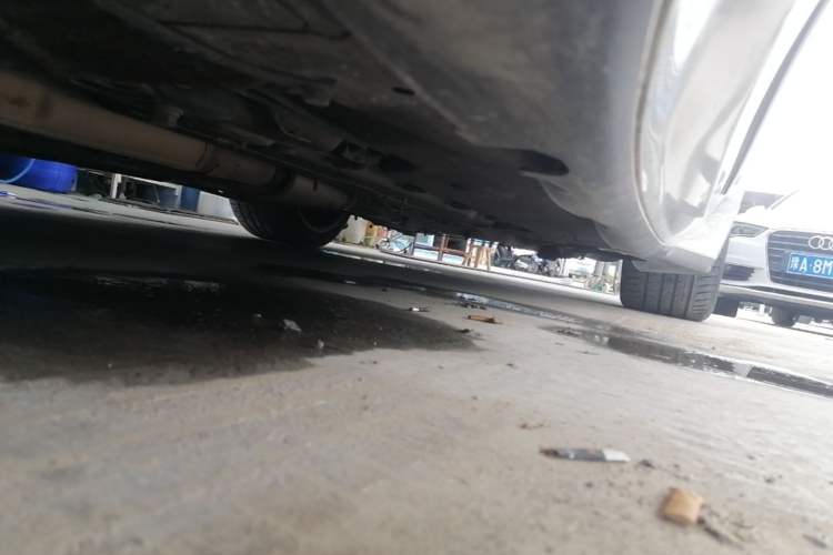 Used Maserati GranTurismo 2007 4.2L Standard Edition Left Side Sill