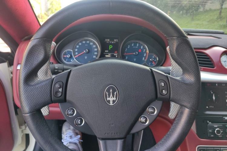Used Maserati GranTurismo 2007 4.2L Standard Edition Steering Wheel