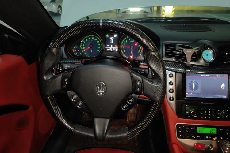 Used Maserati GranTurismo 2007 4.2L Standard Edition Steering Wheel