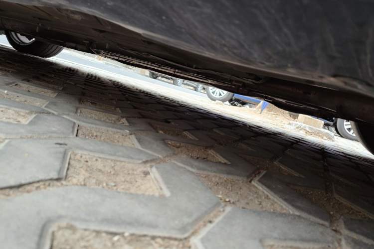 Used Maserati GranTurismo 2007 4.2L Standard Edition Chassis Rear Left