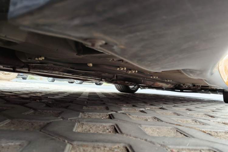 Used Maserati GranTurismo 2007 4.2L Standard Edition Chassis Rear Right