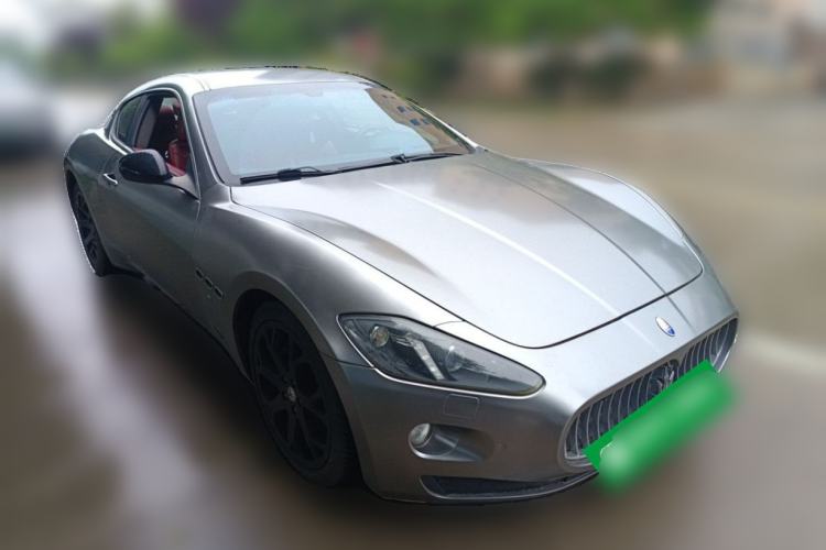 Used Maserati GranTurismo 2007 4.2L Standard Edition Front Right 45 Deg