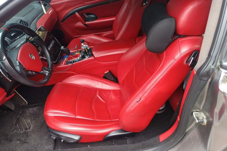 Used Maserati GranTurismo 2007 4.2L Standard Edition Left Front Seat