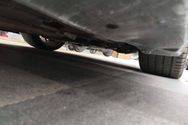 Used Maserati GranTurismo 2008 4.7L Sport Chassis Front Left