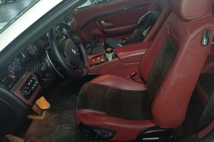 Used Maserati GranTurismo 2008 4.7L Sport Left Front Seat
