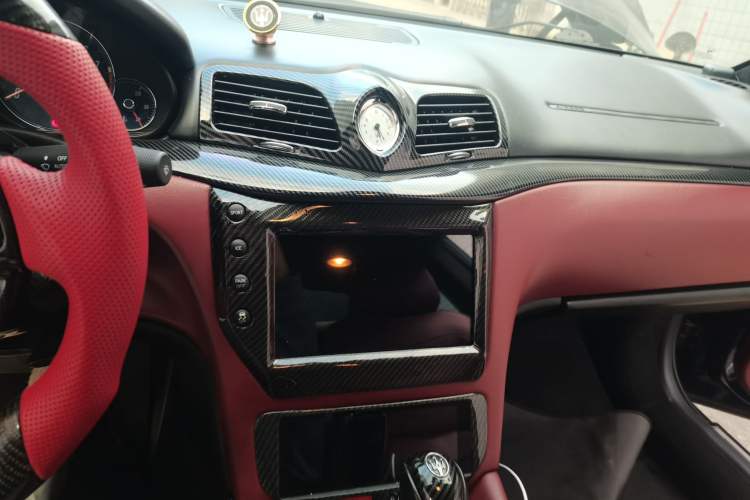 Used Maserati GranTurismo 2009 4.7L Sport Automatic Audio And AC Panel
