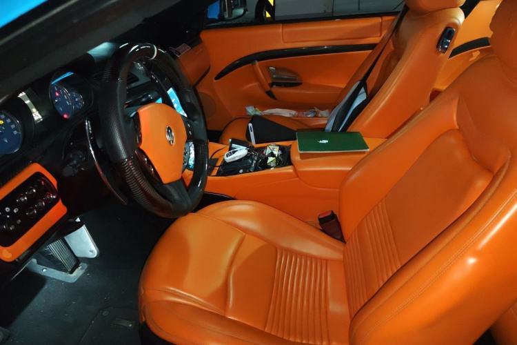 Used Maserati GranTurismo 2009 4.7L Sport Automatic Left Front Seat
