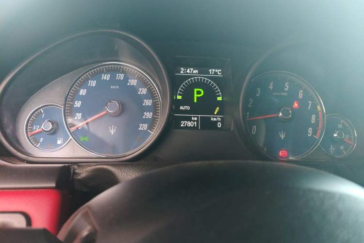 Used Maserati GranTurismo 2009 4.7L Sport Automatic Odometer Close Up