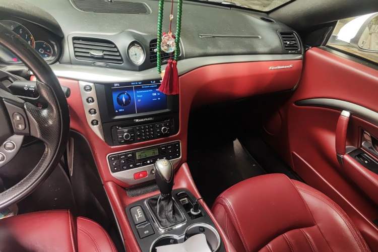 Used Maserati GranTurismo 2009 4.7L Sport Automatic Audio And AC Panel