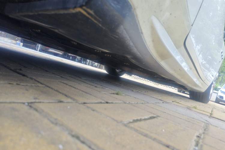 Used Maserati GranTurismo  Chassis Rear Right