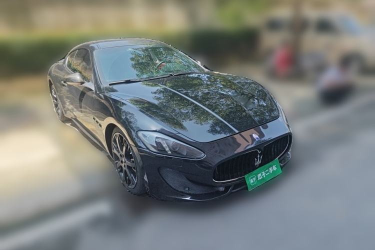 Used Maserati GranTurismo 2013 4.7L Sport F1 Front Right 45 Deg