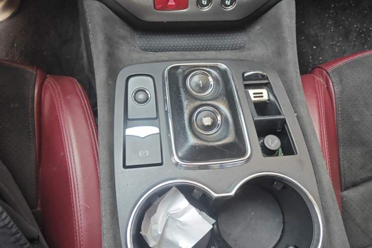 Used Maserati GranTurismo 2013 4.7L Sport F1 Gear Lever