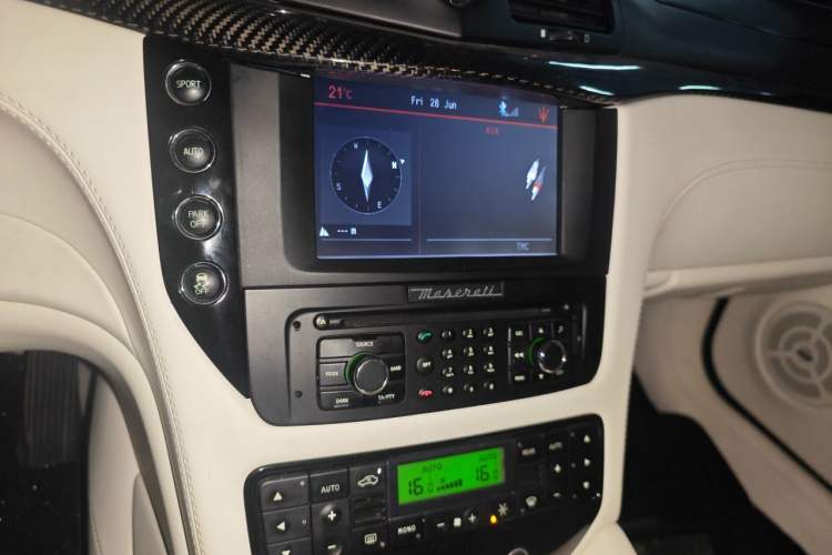 Used Maserati GranTurismo 2013 4.7L Sport F1 Audio And AC Panel