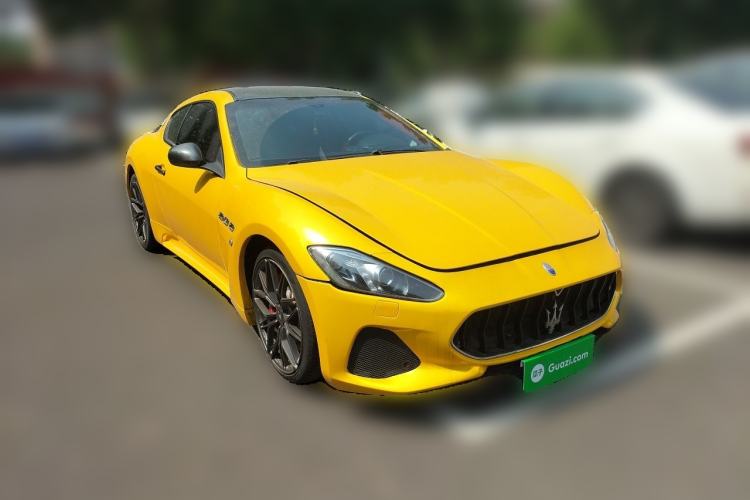 Used Maserati GranTurismo 2013 4.7L Sport F1 Front Right 45 Deg