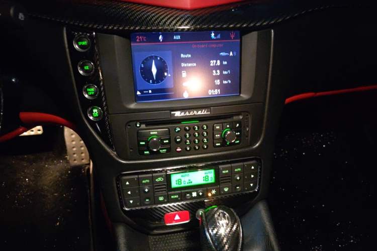 Used Maserati GranTurismo  Audio And AC Panel