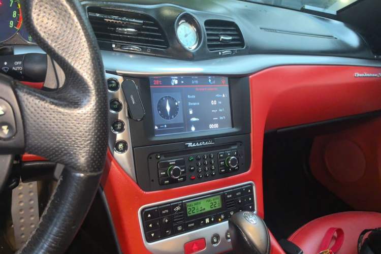 Used Maserati GranTurismo 2013 4.7L Sport Automatic Audio And AC Panel