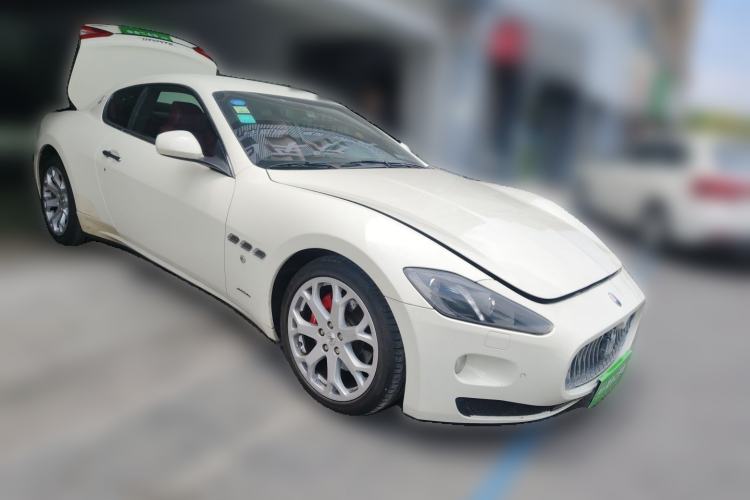 Used Maserati GranTurismo 2013 4.7L Sport Automatic Front Right 45 Deg