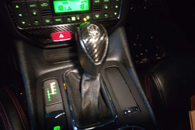 Used Maserati GranTurismo  Gear Lever