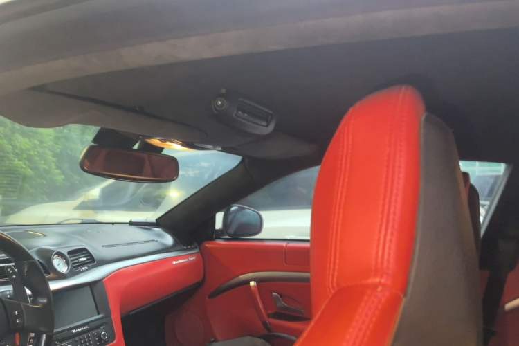 Used Maserati GranTurismo 2013 4.7L Sport Automatic Headliner