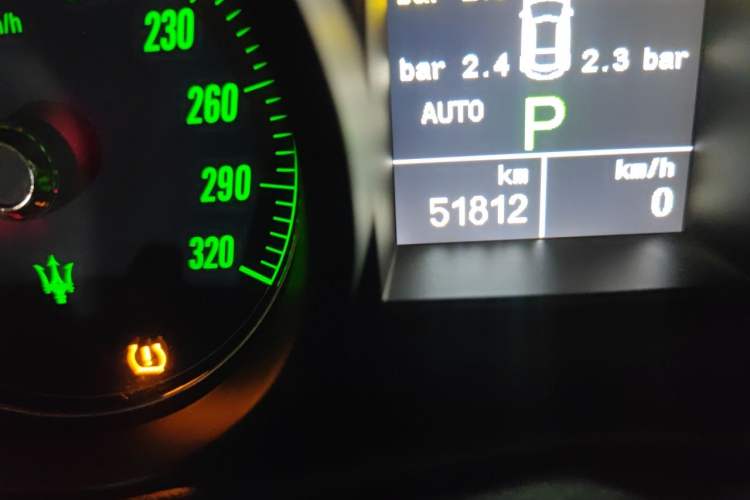 Used Maserati GranTurismo  Odometer Close Up