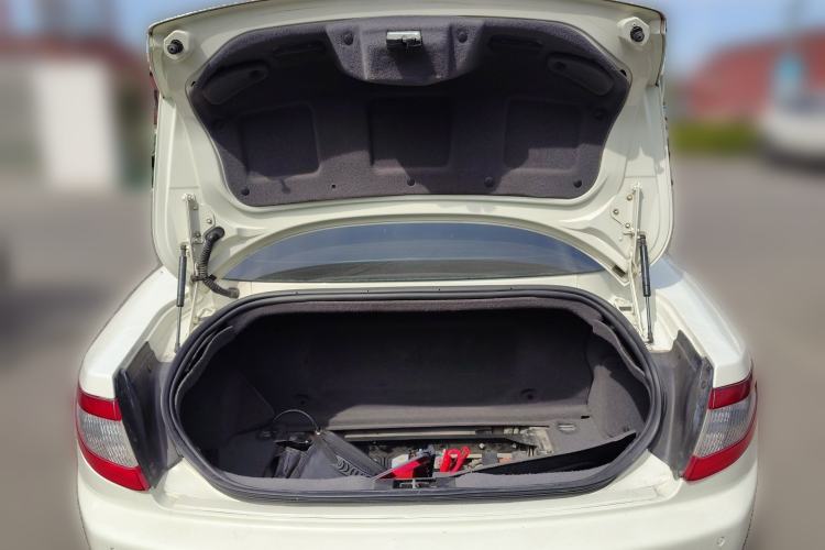 Used Maserati GranTurismo 2013 4.7L Sport F1 Trunk